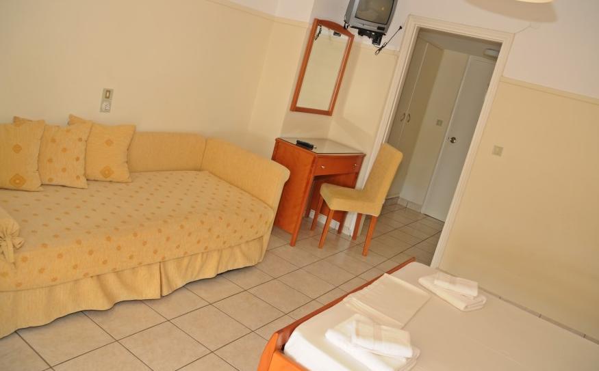 Hotel Delfini à Theologos  Chambre photo